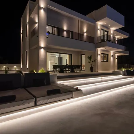 Leeva Oasis Villa *