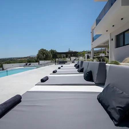 Leeva Oasis Villa *